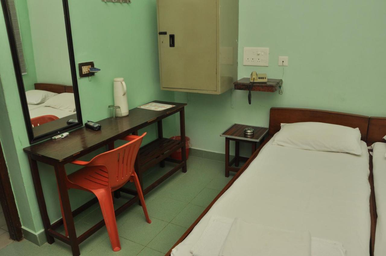 Valli Hotel Thanjavur Eksteriør bilde