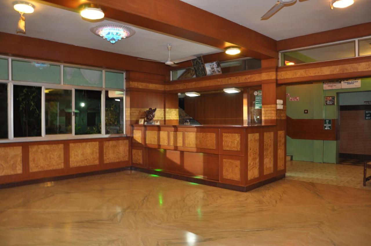 Valli Hotel Thanjavur Eksteriør bilde