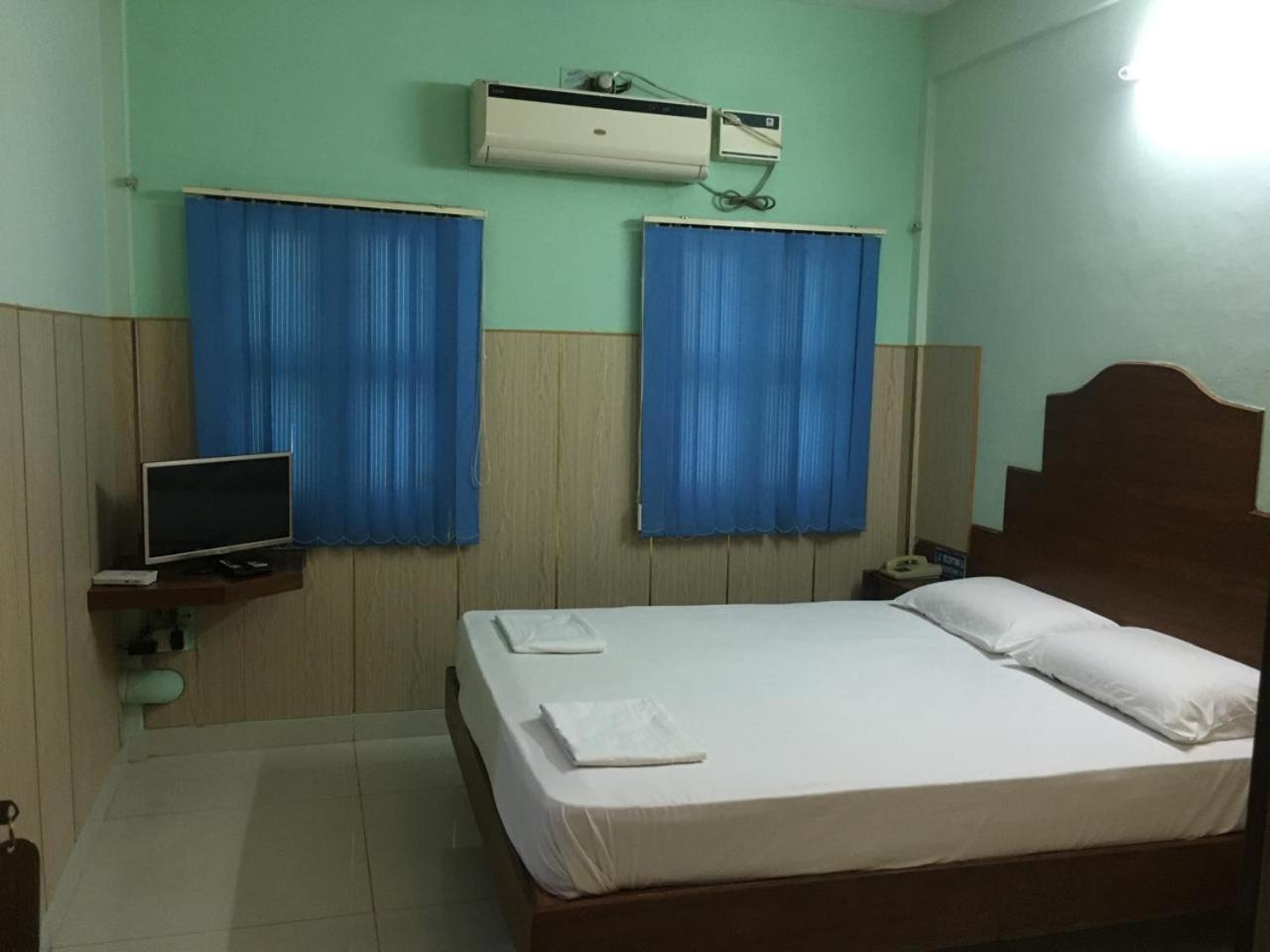 Valli Hotel Thanjavur Eksteriør bilde