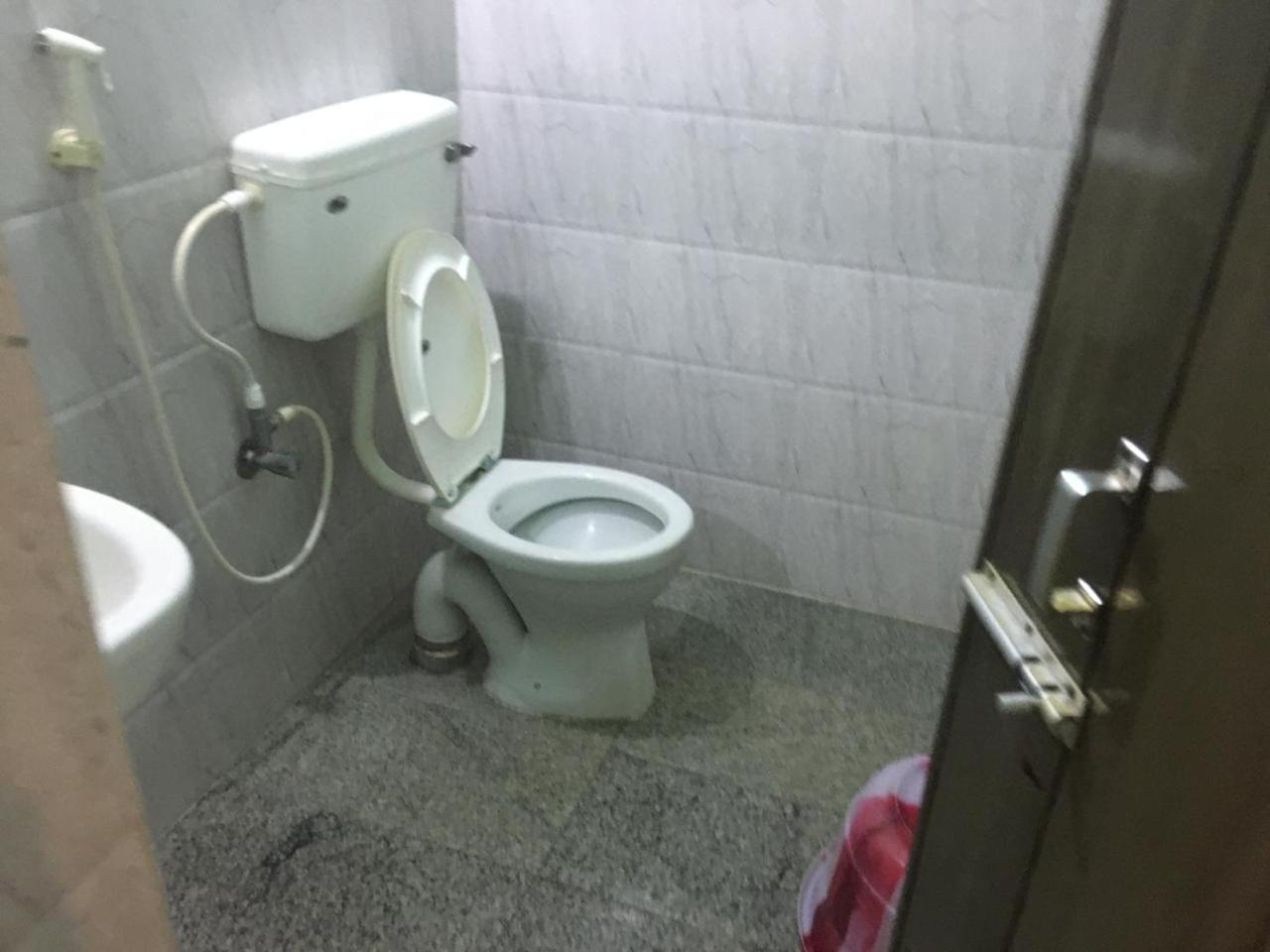 Valli Hotel Thanjavur Eksteriør bilde